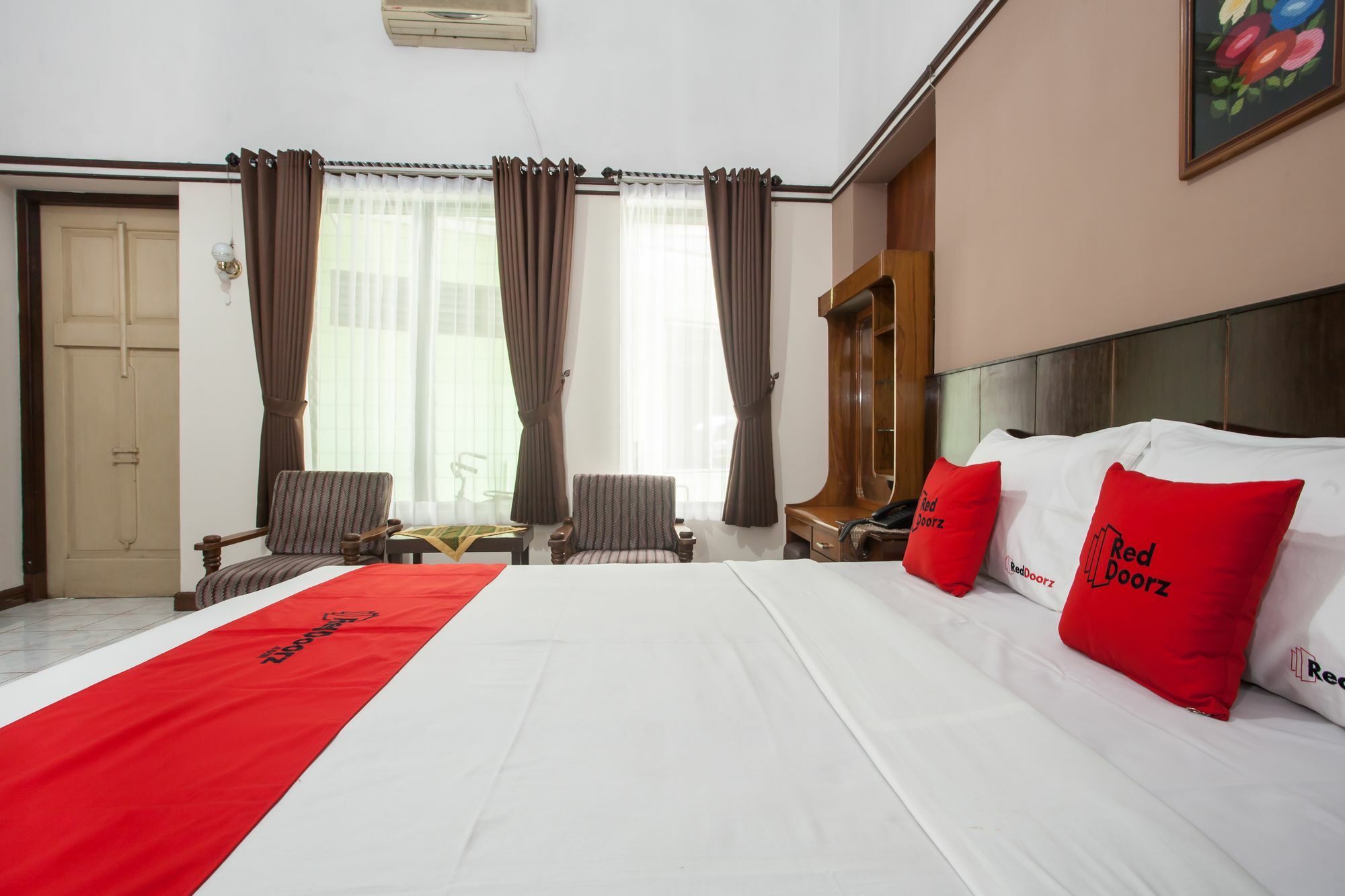 Reddoorz Near Balai Kota Malang Ξενοδοχείο Εξωτερικό φωτογραφία