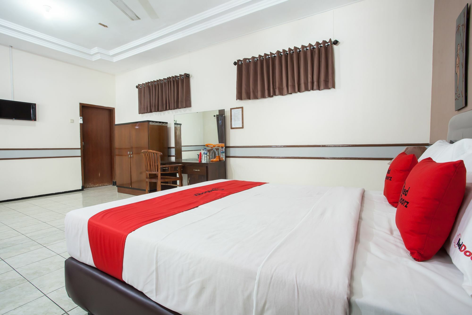 Reddoorz Near Balai Kota Malang Ξενοδοχείο Εξωτερικό φωτογραφία